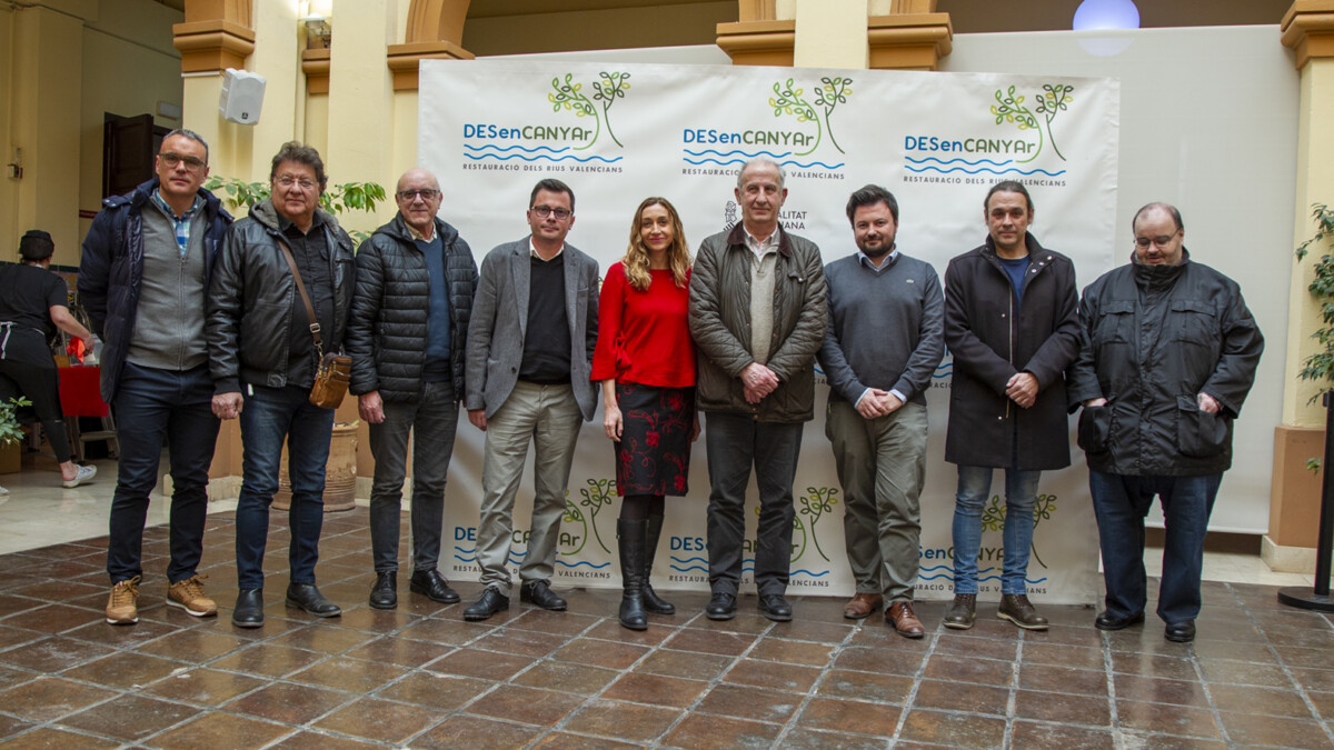 Visita Isaura Navarro a Manises